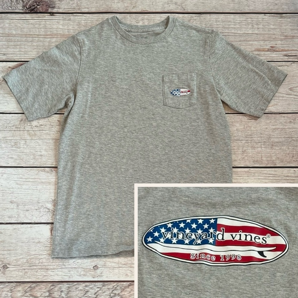 📌Vineyard Vines • Shirt